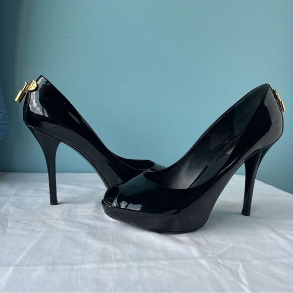 LOUIS VUITTON BLack Patent Leather Padlock Peep Toe Heels sz. 38 - Picture 11 of 15